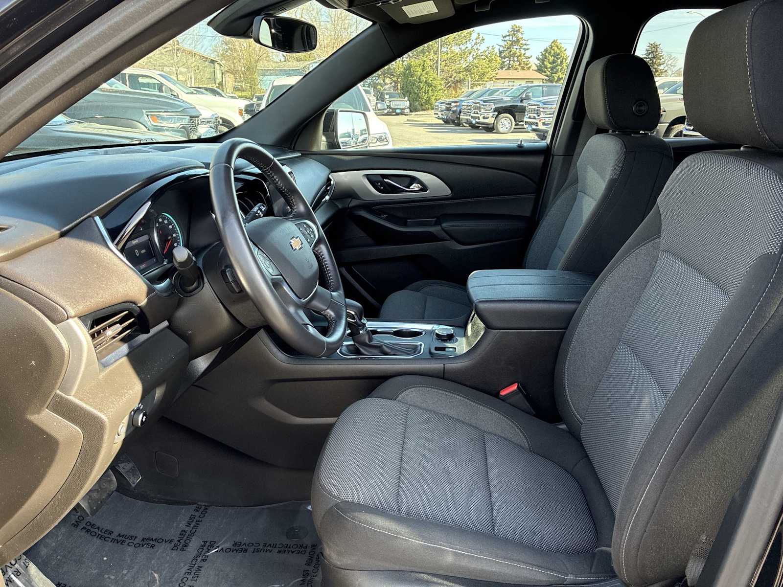 Thumbnail: 2022 Chevrolet Traverse - 13