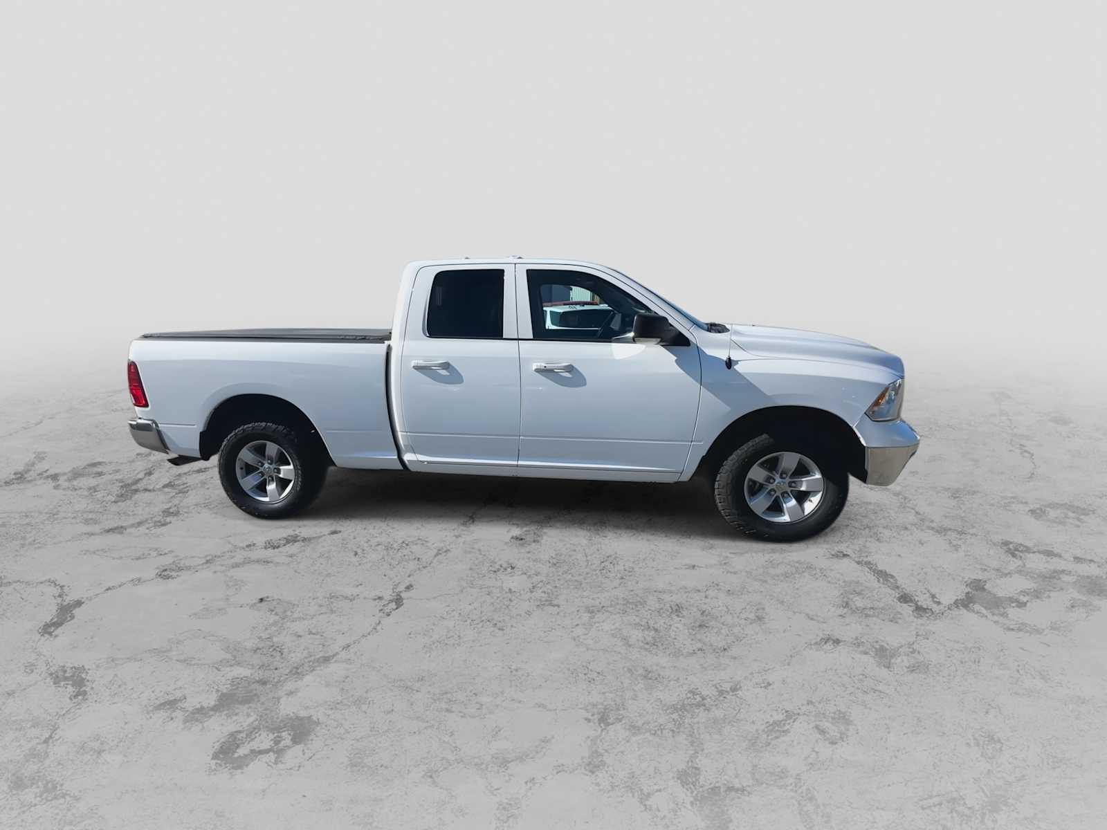 Thumbnail: 2022 RAM 1500 Classic - 9