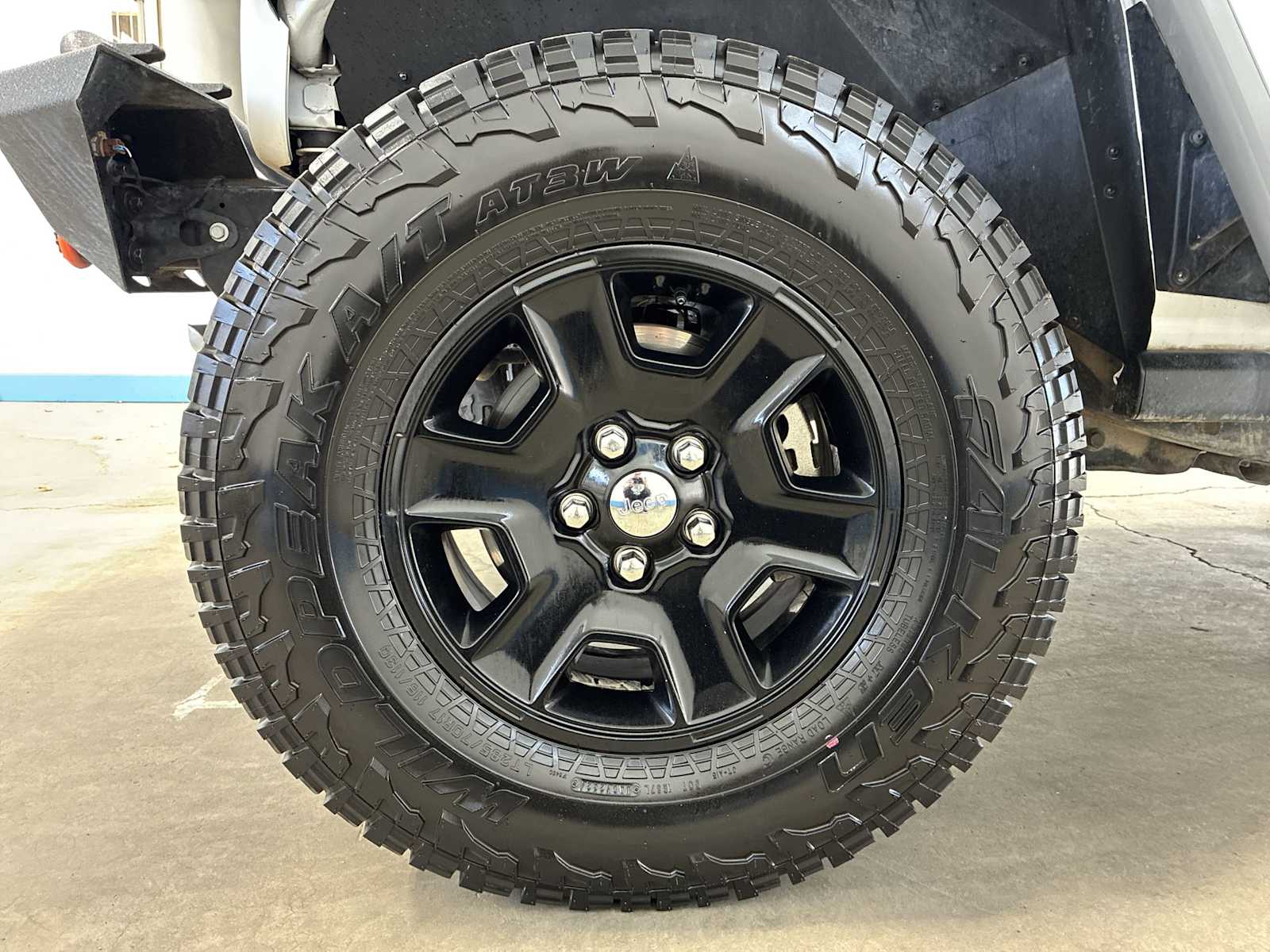 Thumbnail: 2021 Jeep Gladiator - 19