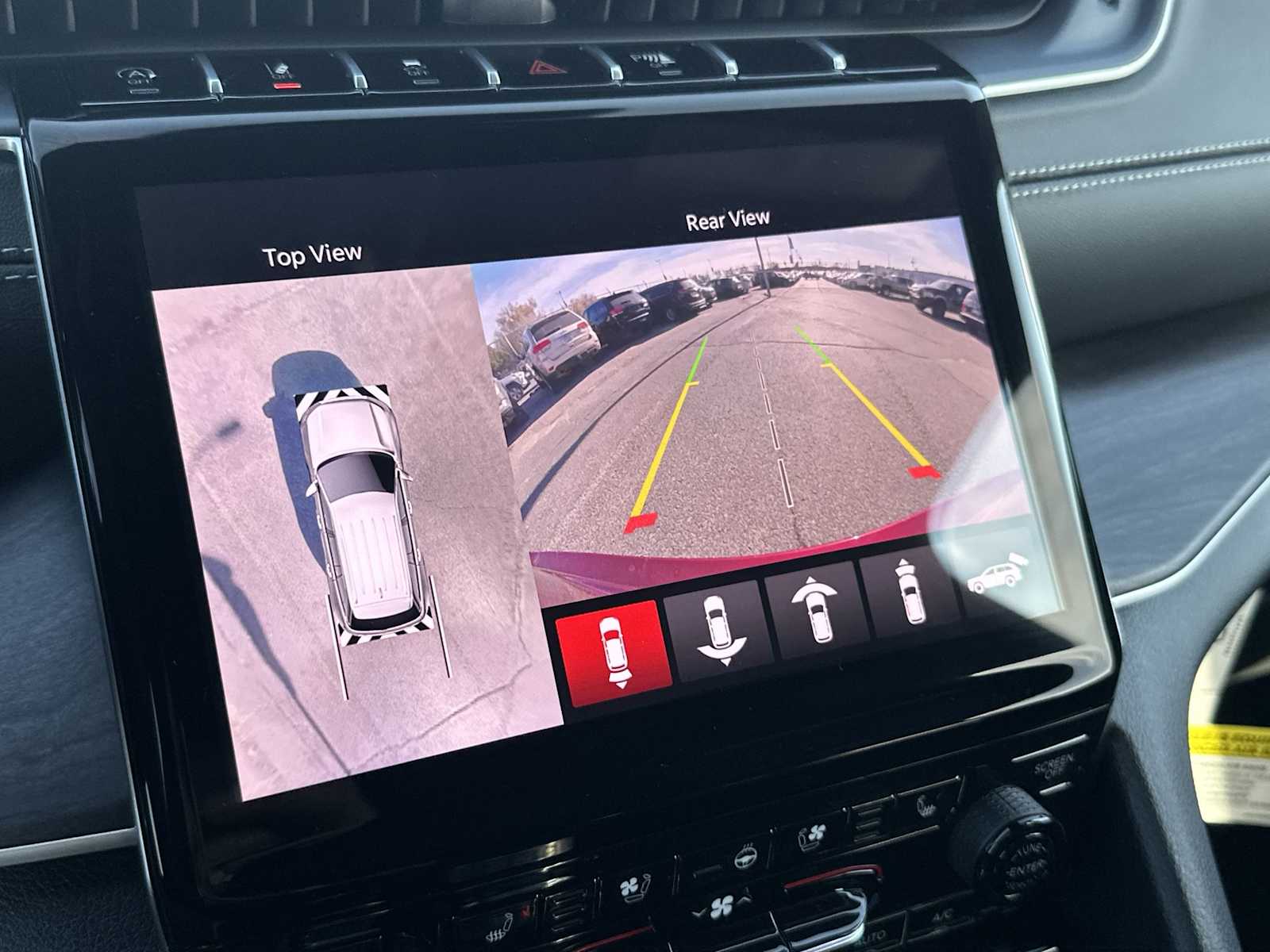 Thumbnail: 2025 Jeep Grand Cherokee - 23