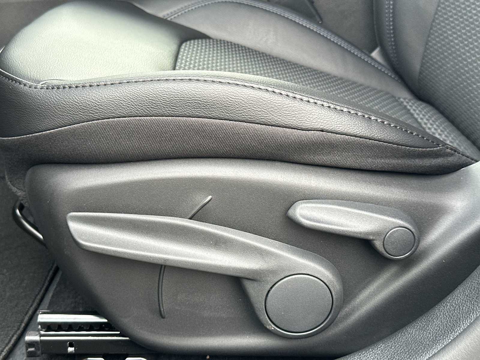 Thumbnail: 2026 Jeep Compass - 14