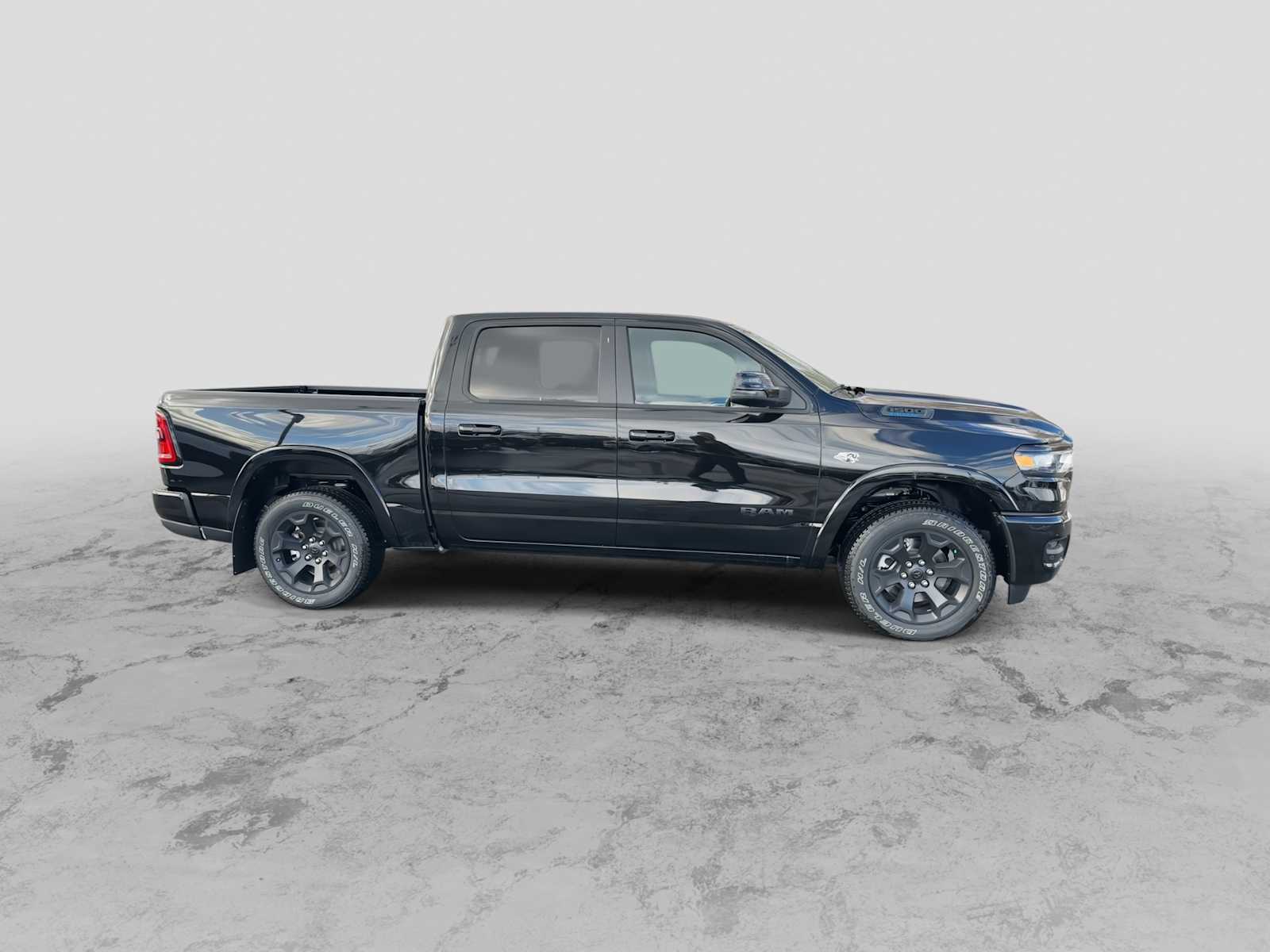 Thumbnail: 2026 RAM 1500 - 9