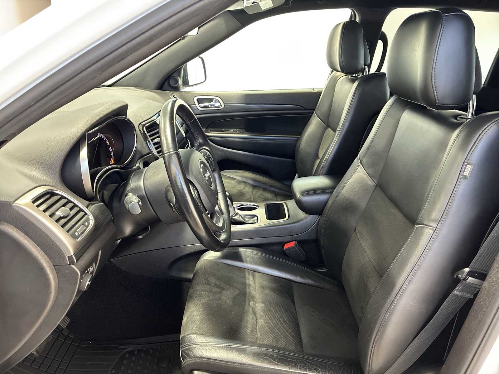 Thumbnail: 2021 Jeep Grand Cherokee - 13