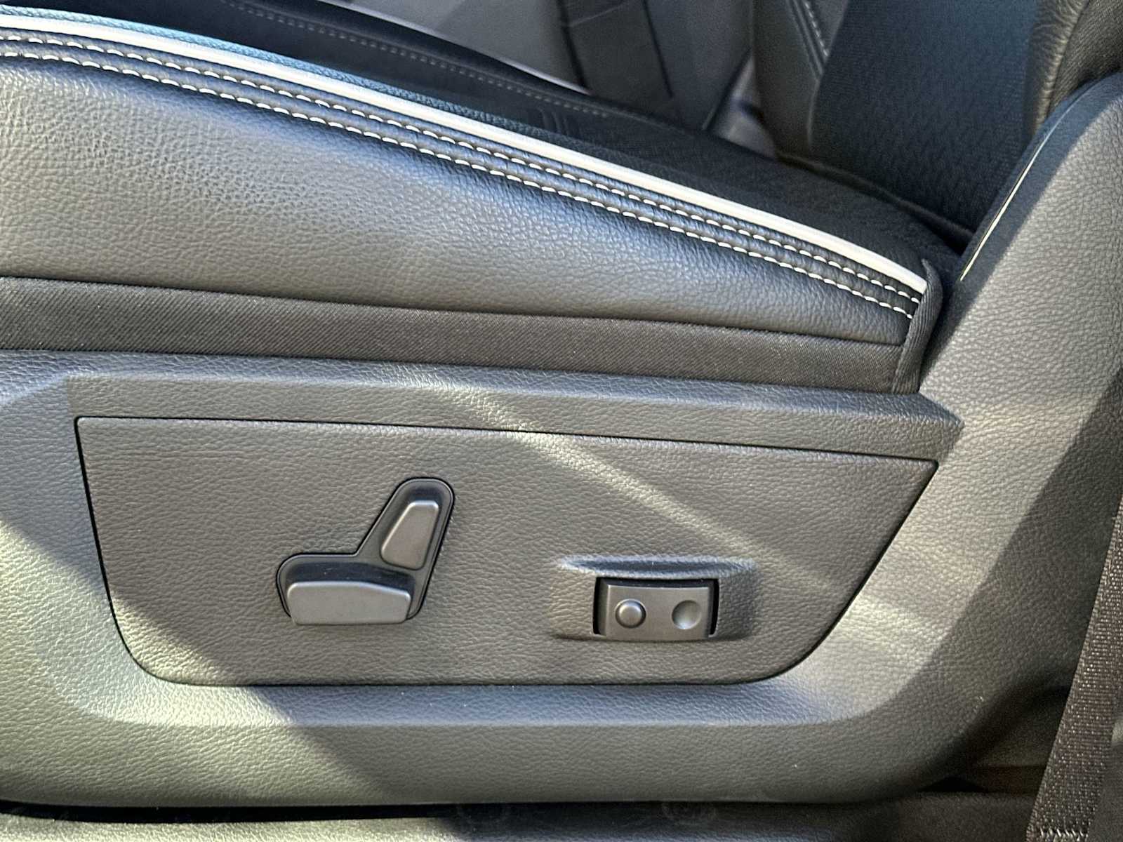 Thumbnail: 2026 RAM 3500 - 14