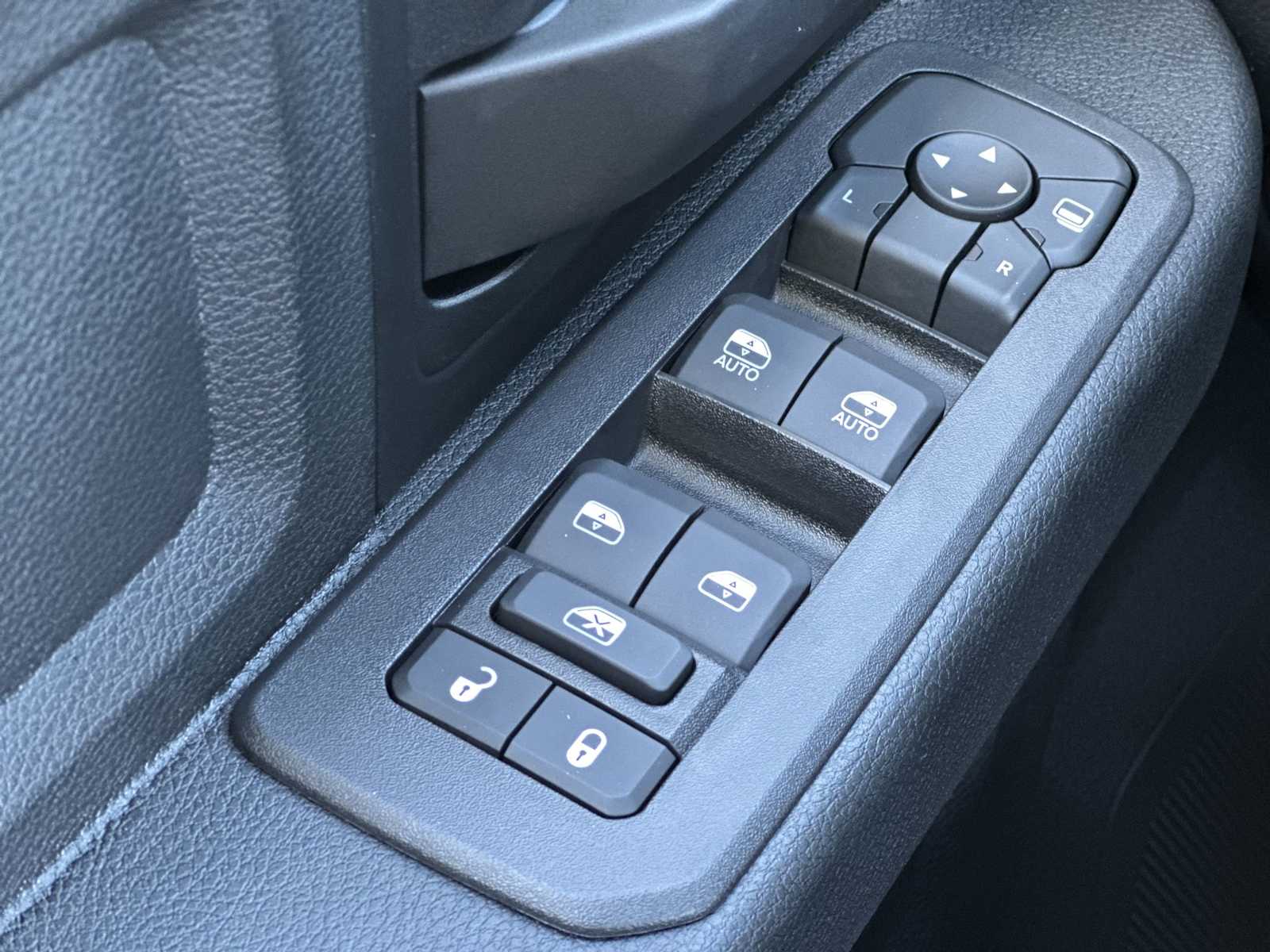 Thumbnail: 2026 RAM 5500 - 15