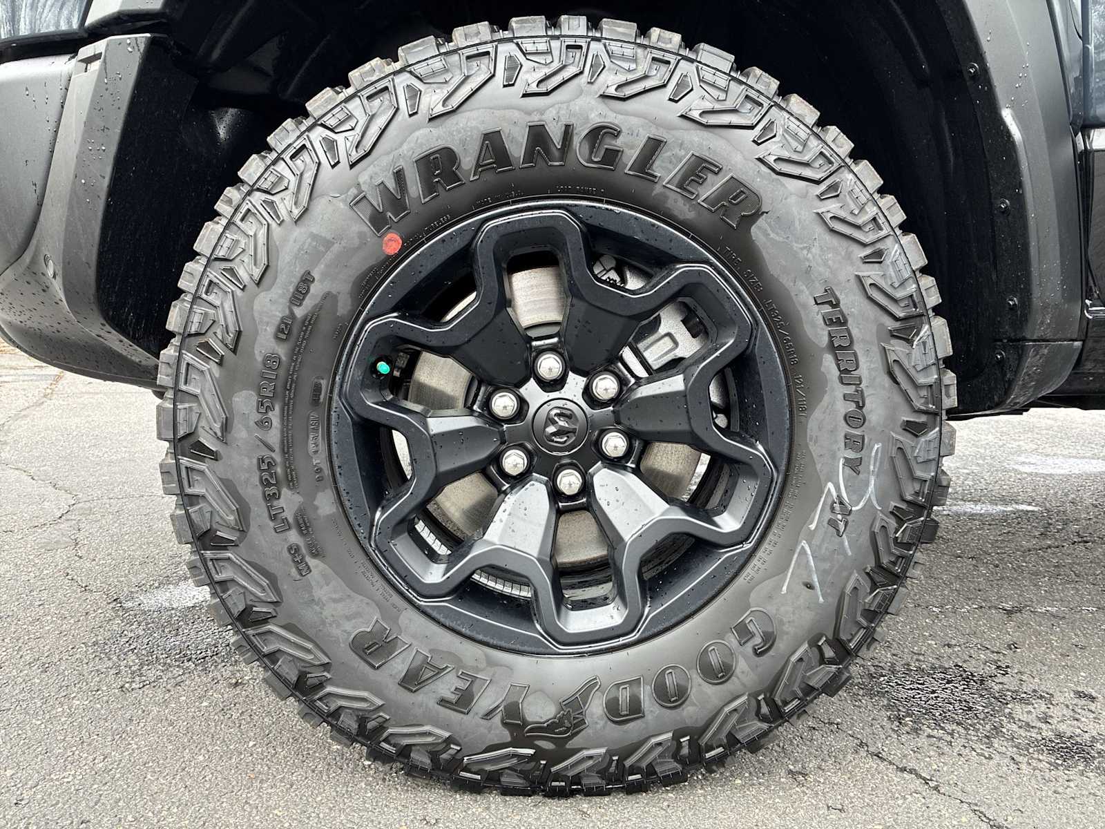 Thumbnail: 2026 RAM 1500 - 18