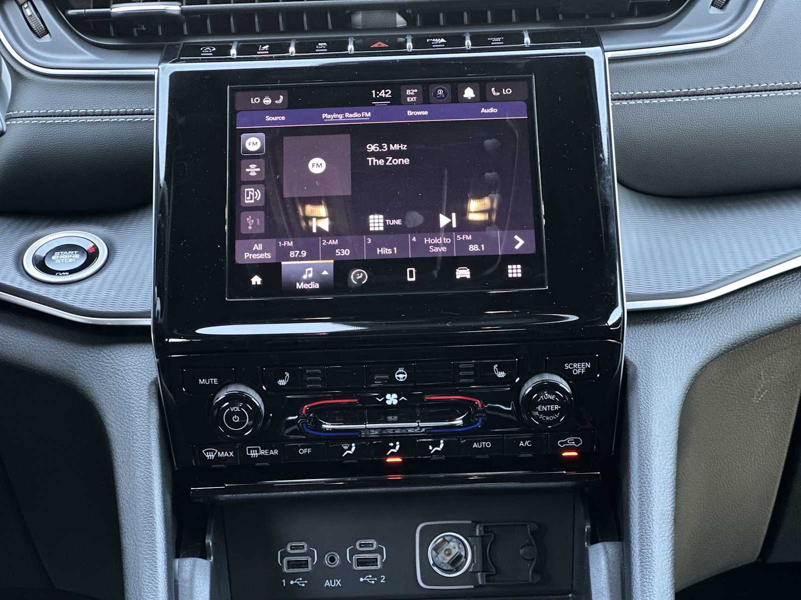 Thumbnail: 2025 Jeep Grand Cherokee - 12