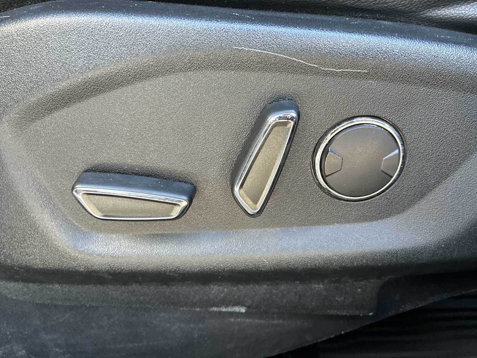 Thumbnail: 2018 Ford Explorer - 13
