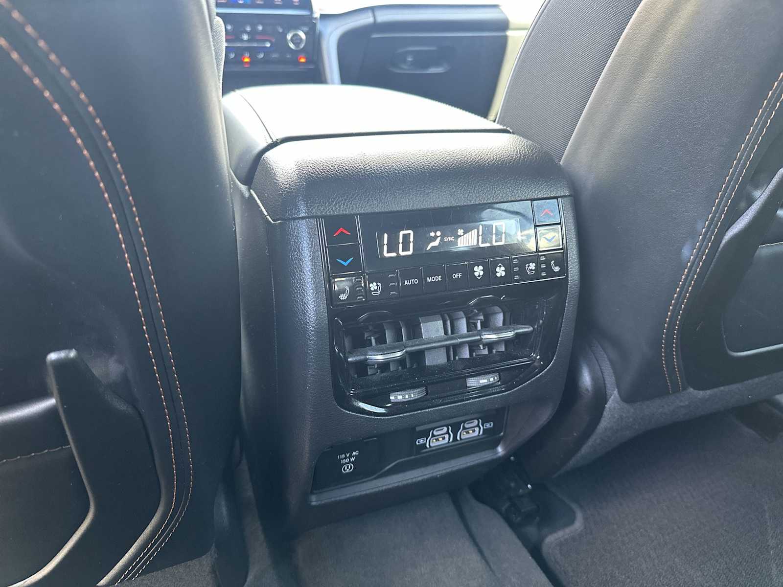 Thumbnail: 2023 Jeep Grand Cherokee - 22