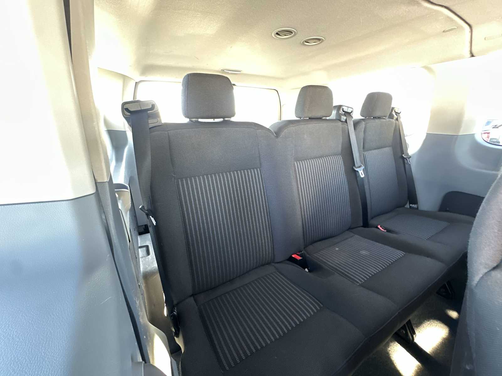 Thumbnail: 2017 Ford Transit Series - 23