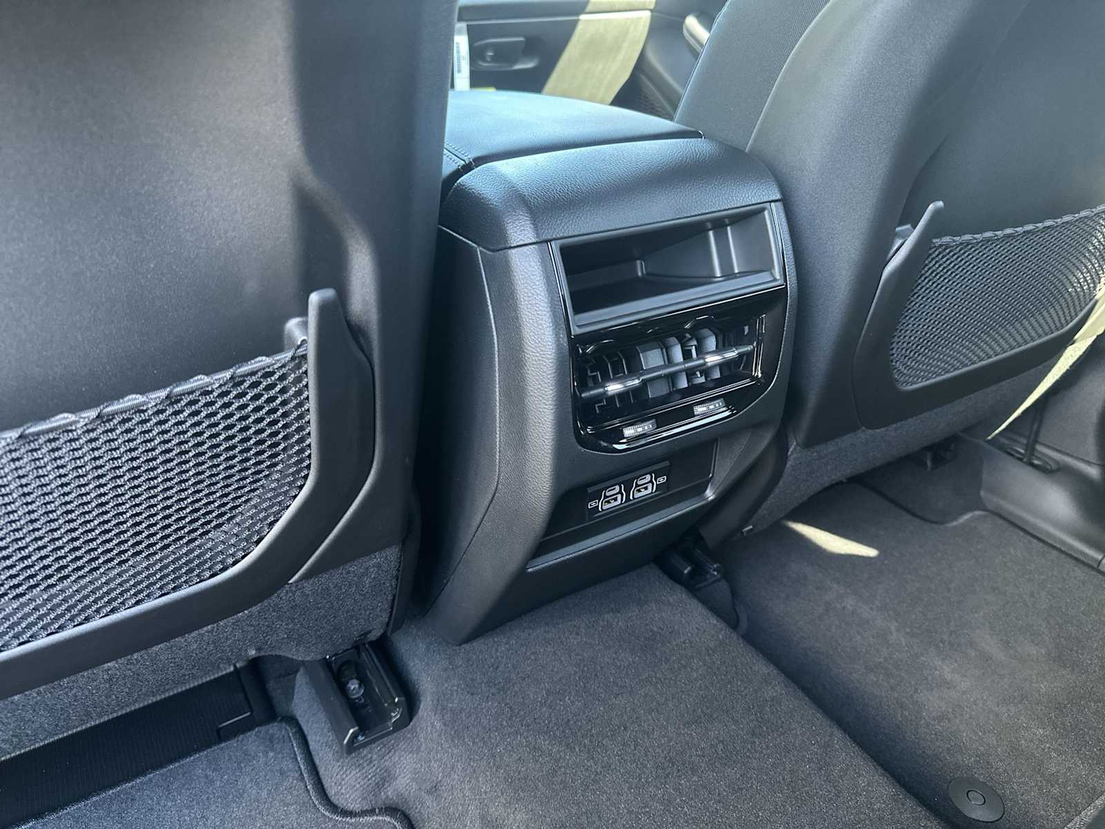 Thumbnail: 2025 Jeep Grand Cherokee - 21