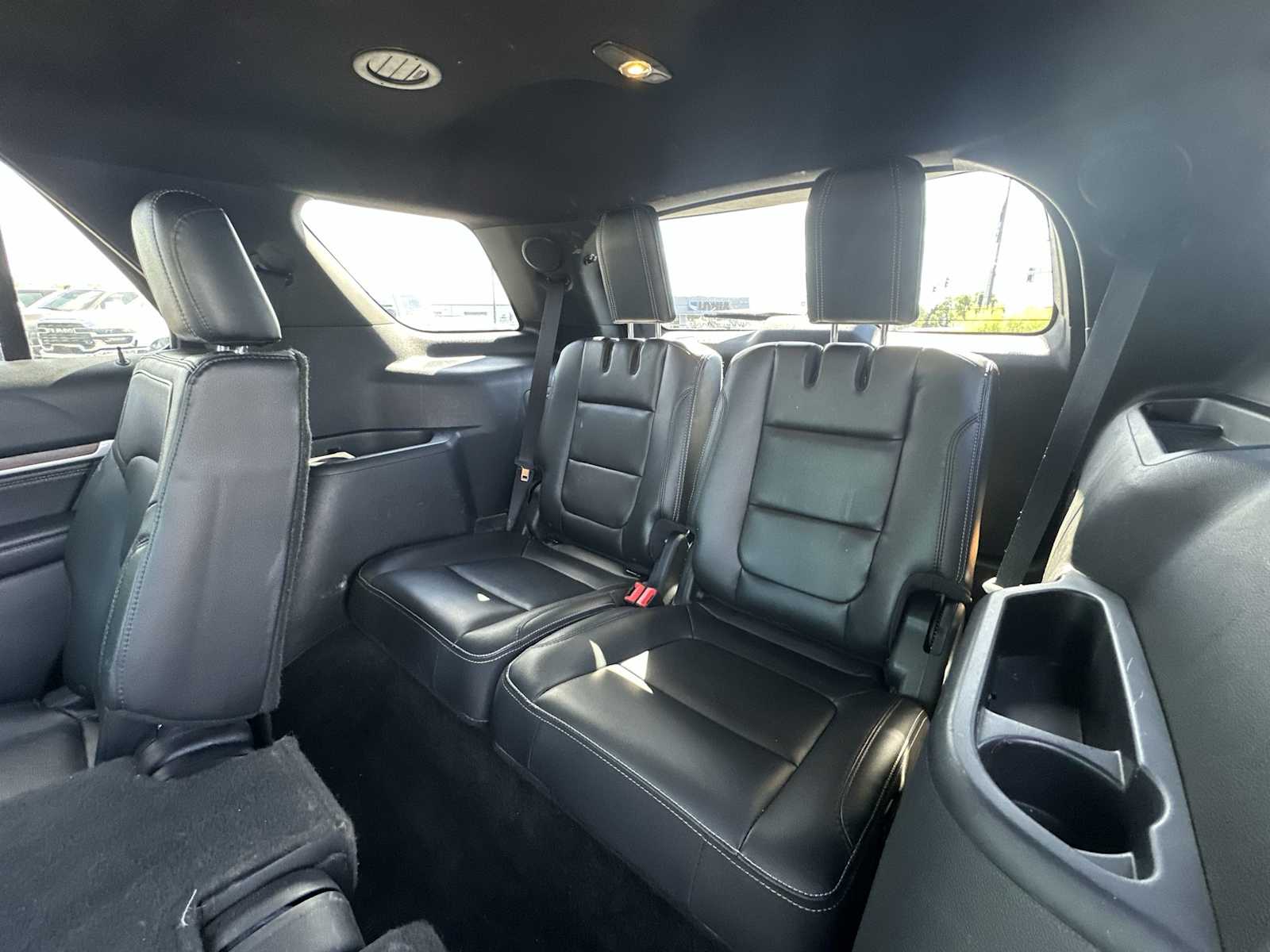 Thumbnail: 2016 Ford Explorer - 24