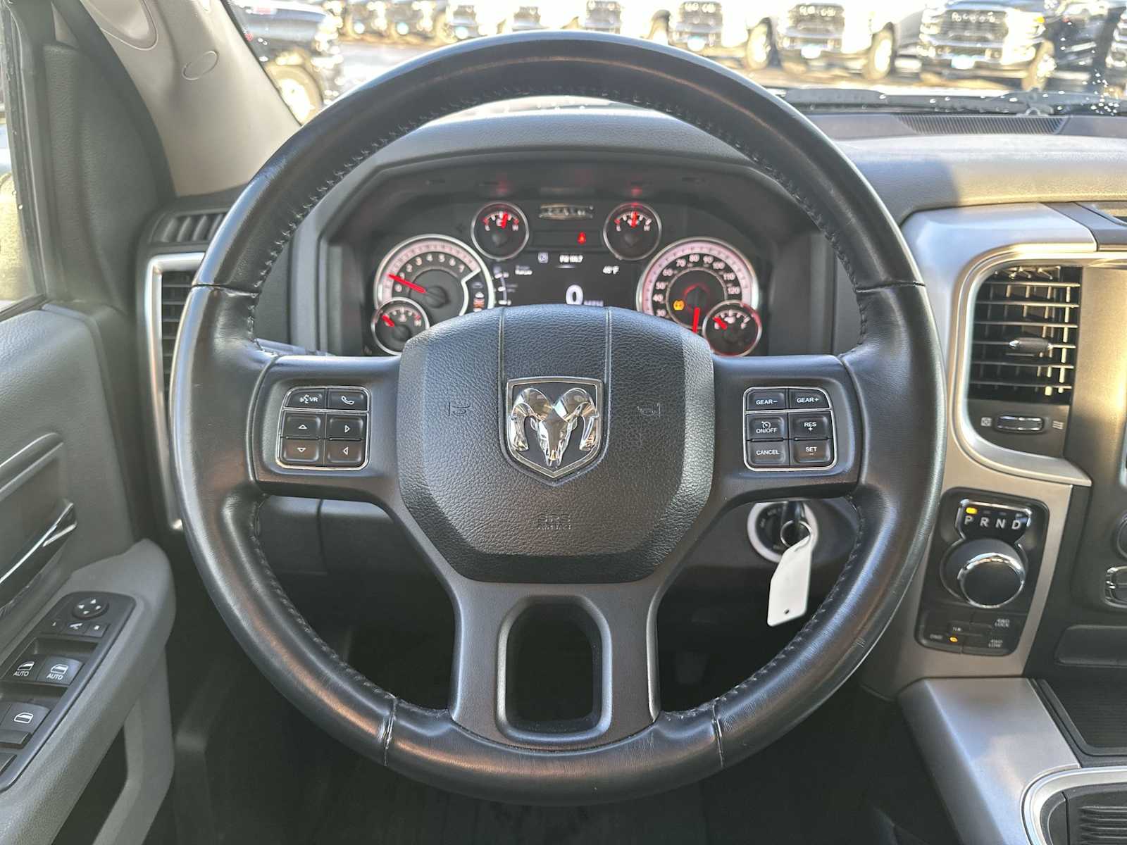 Thumbnail: 2019 RAM 1500 Classic - 11