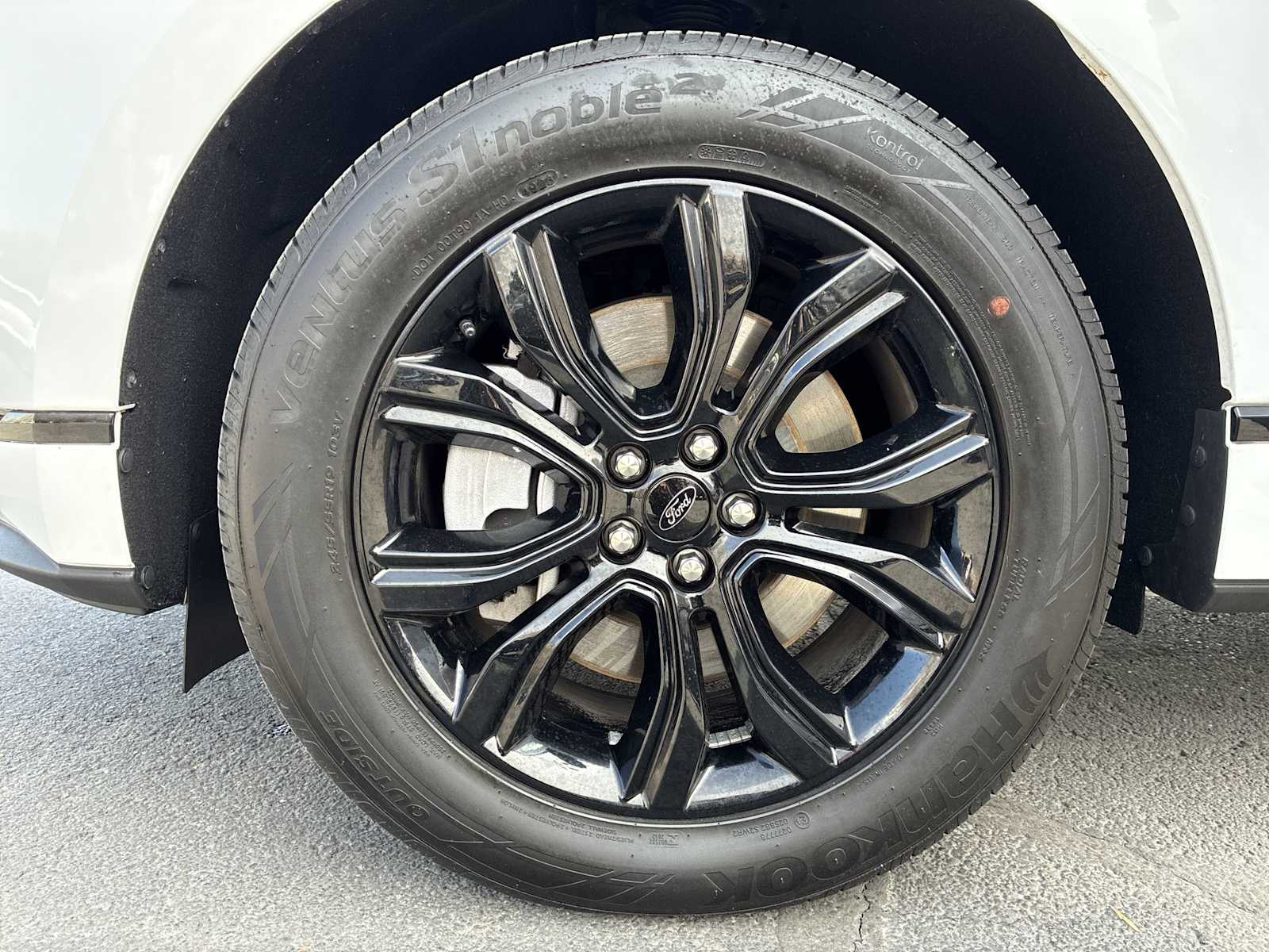 Thumbnail: 2024 Ford Edge - 18