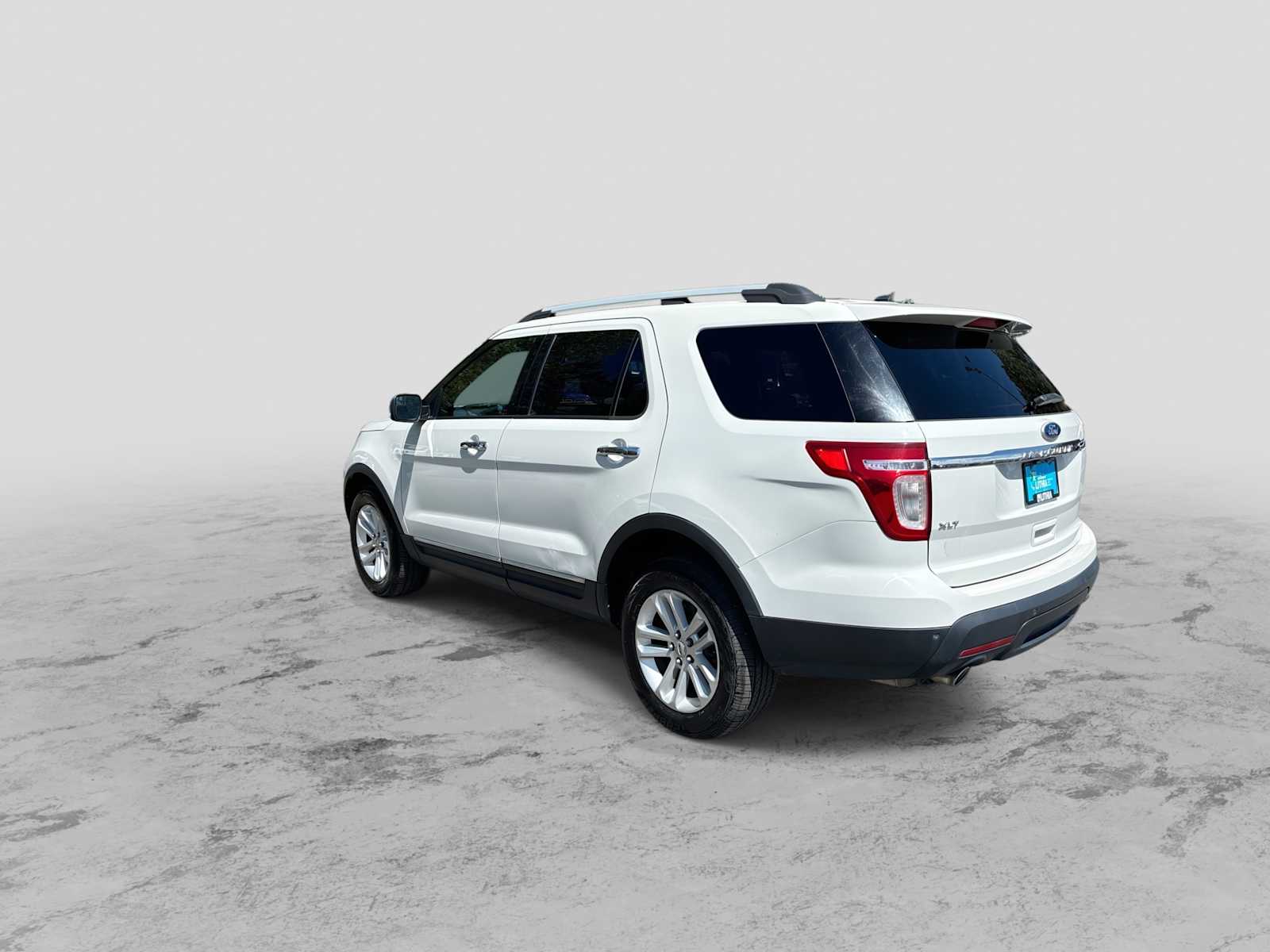 Thumbnail: 2011 Ford Explorer - 6