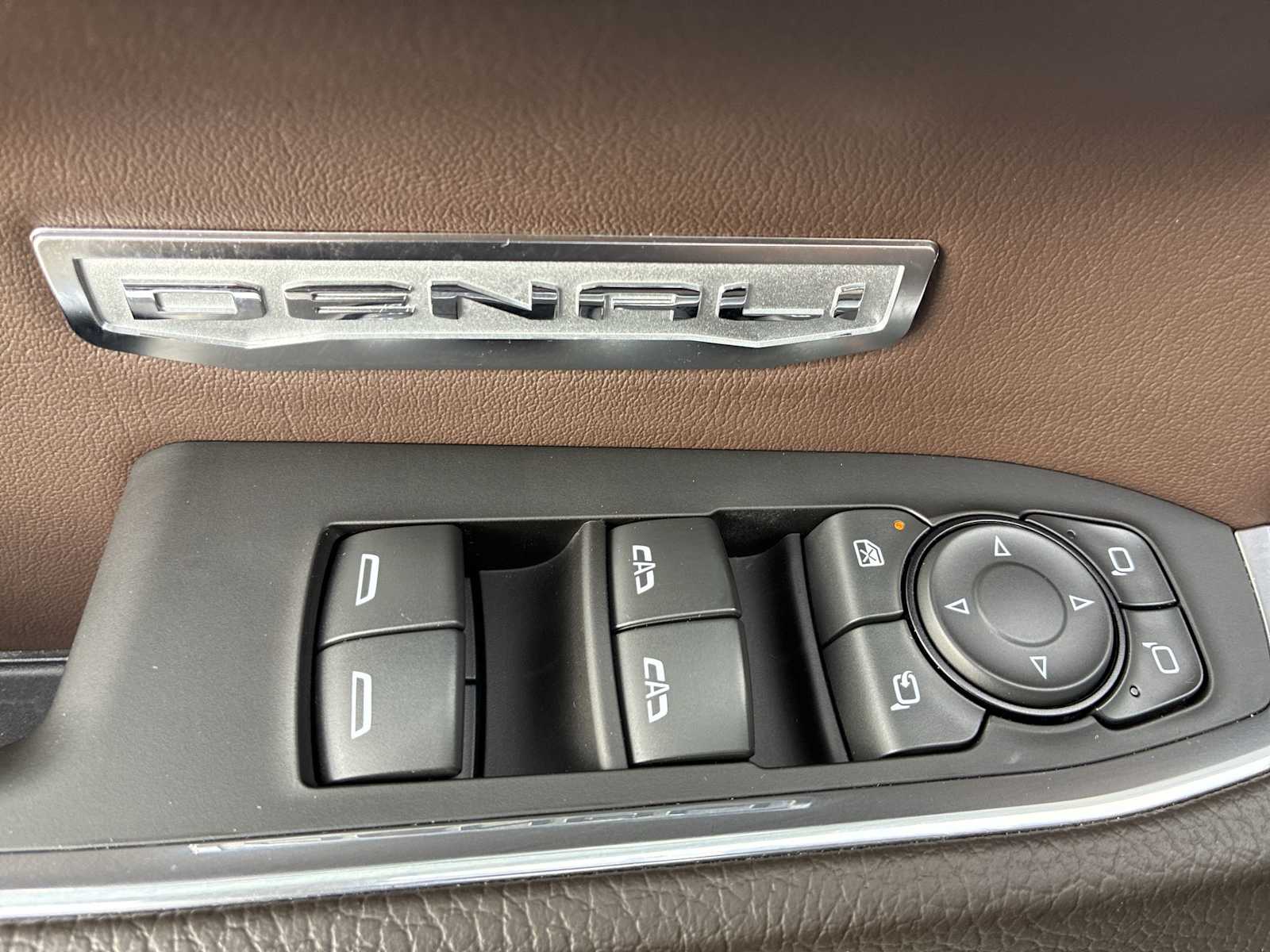 Thumbnail: 2023 GMC Sierra 1500 - 15