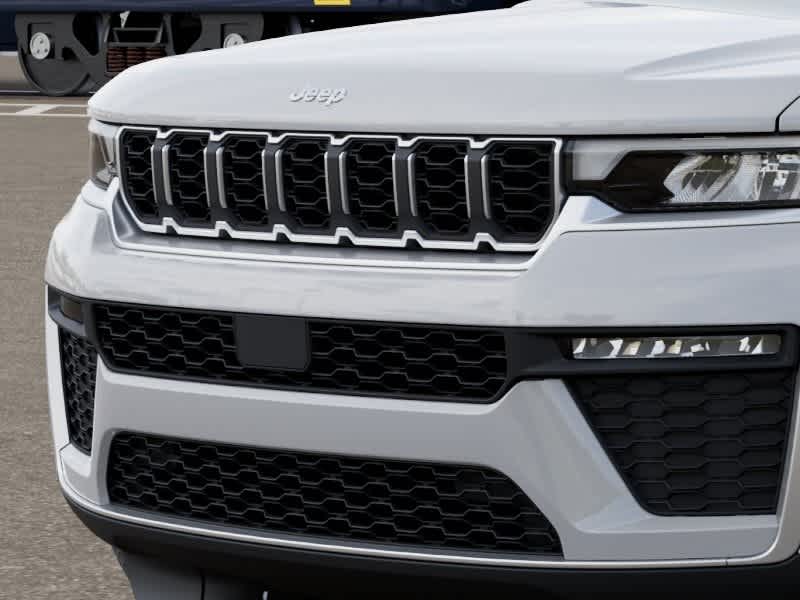 Thumbnail: 2026 Jeep Grand Cherokee - 7