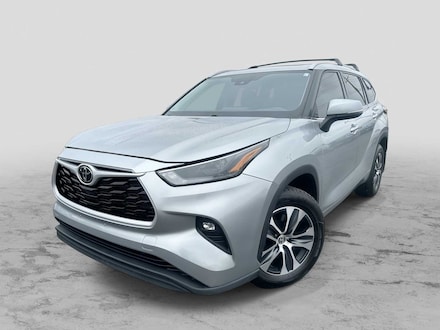 2022 Toyota Highlander XLE SUV