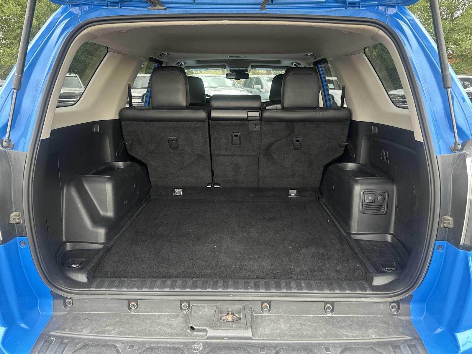 Thumbnail: 2019 Toyota 4Runner - 20