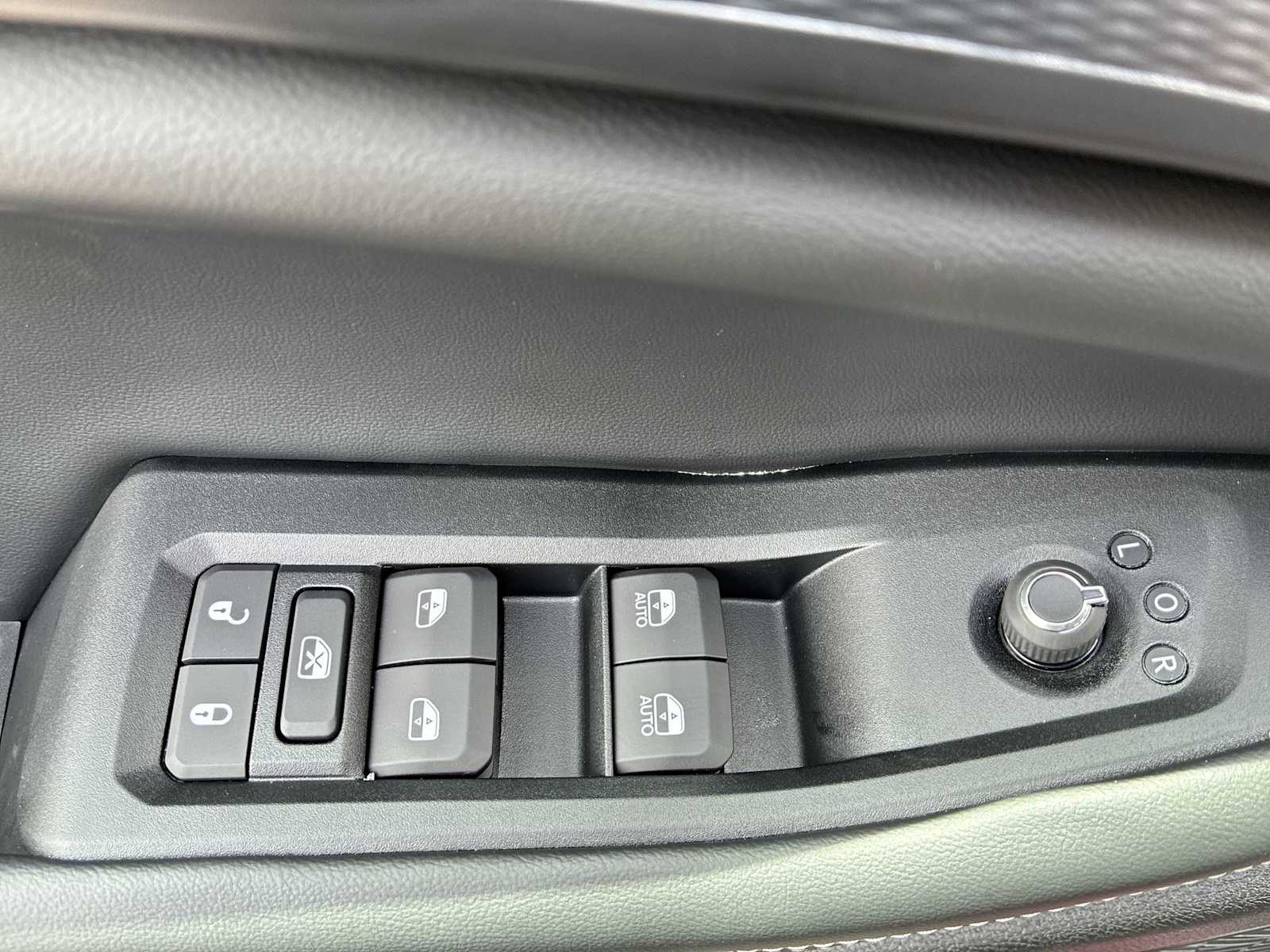 Thumbnail: 2026 Jeep Grand Cherokee - 15