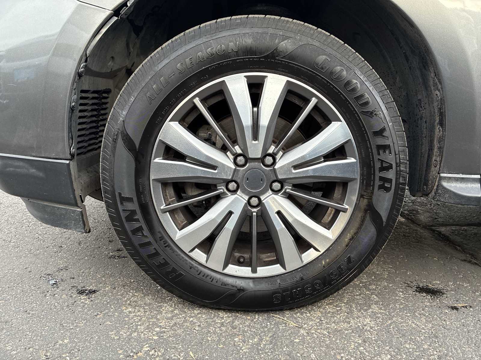 Thumbnail: 2020 Nissan Pathfinder - 18