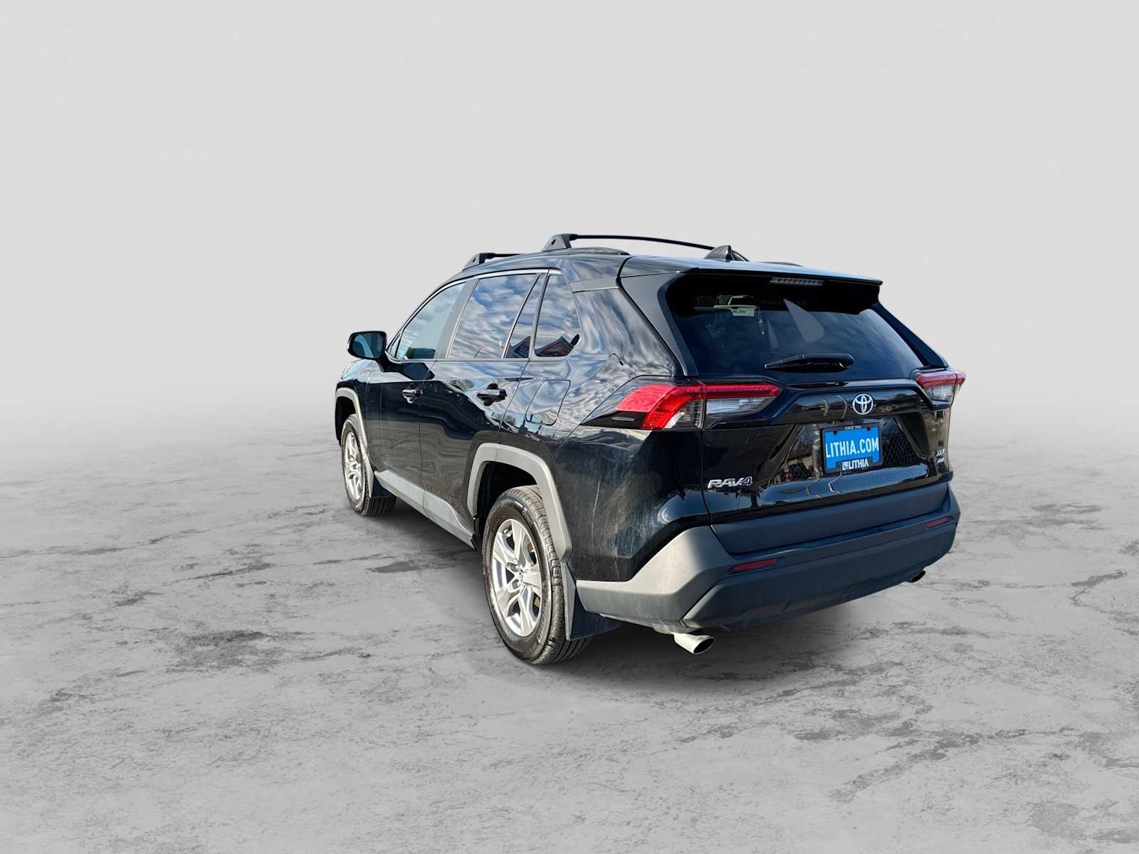 Thumbnail: 2024 Toyota RAV4 - 6