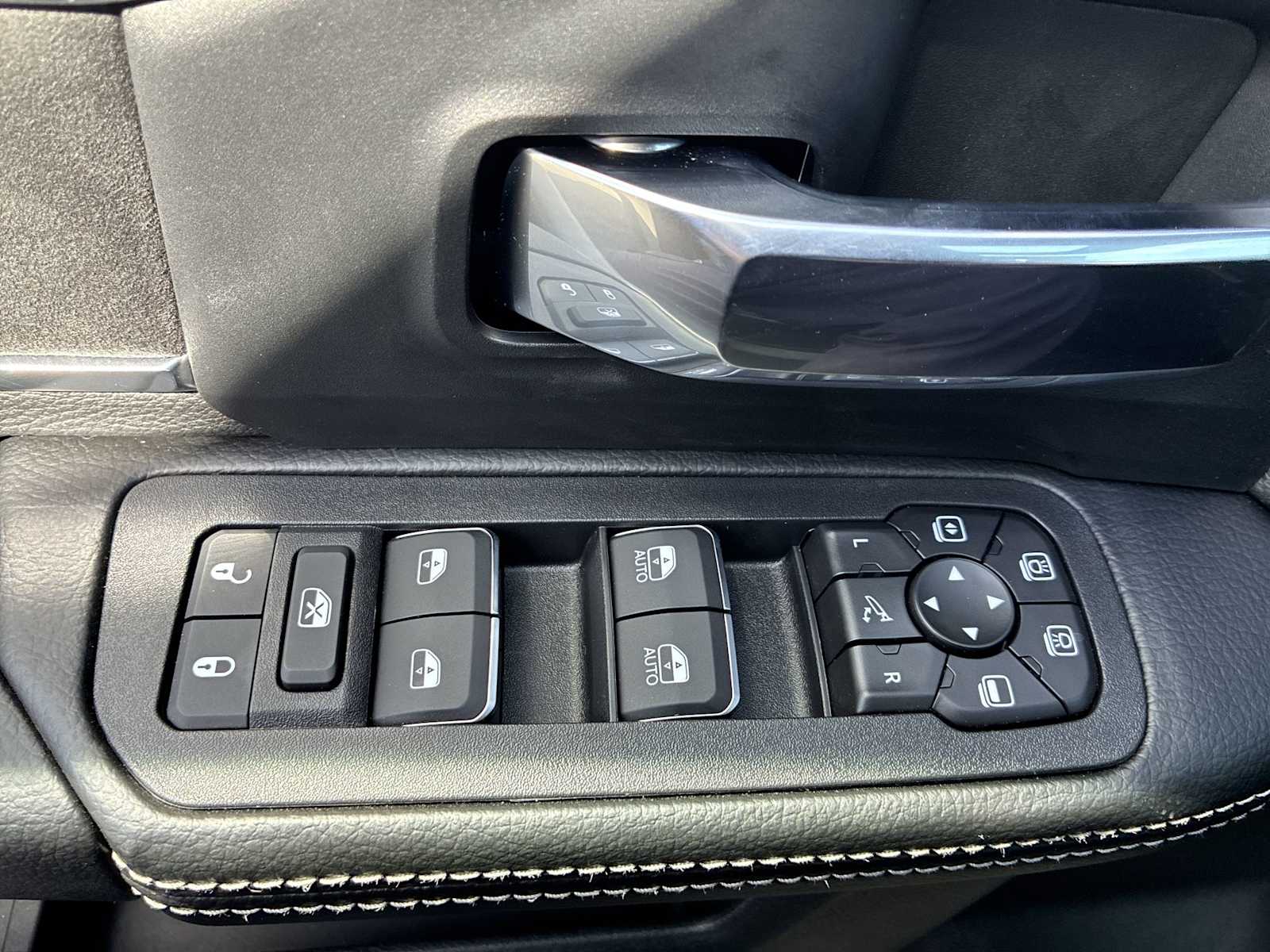 Thumbnail: 2026 RAM 2500 - 15