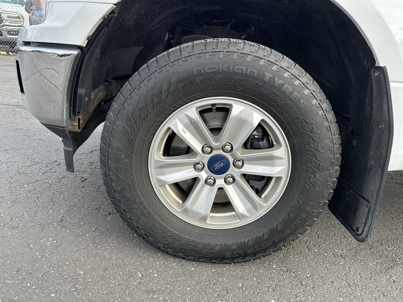 Thumbnail: 2019 Ford F-150 - 17