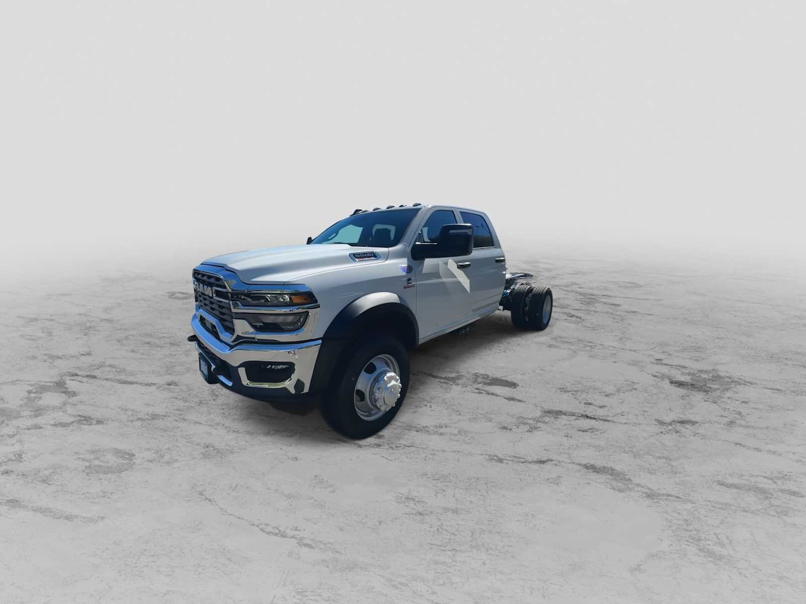 2026 Ram 5500 Tradesman photo 4