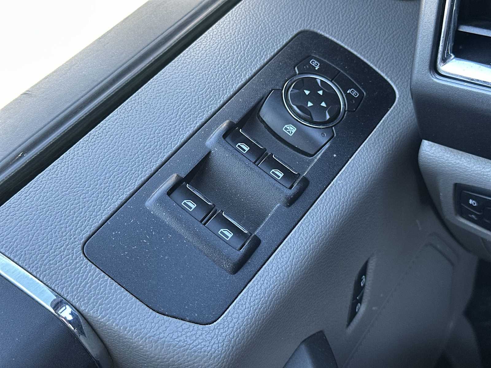 Thumbnail: 2016 Ford F-150 - 15