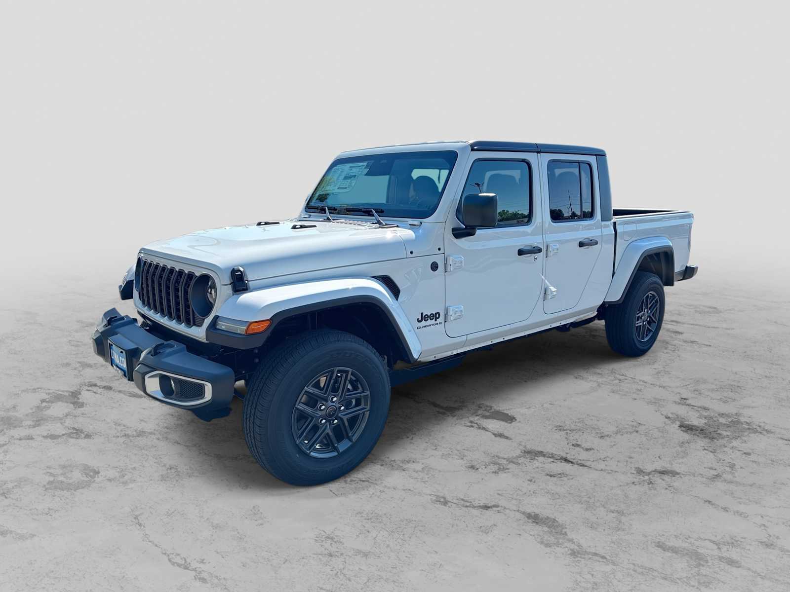 2026 Jeep Gladiator Sport S Auto's photo
