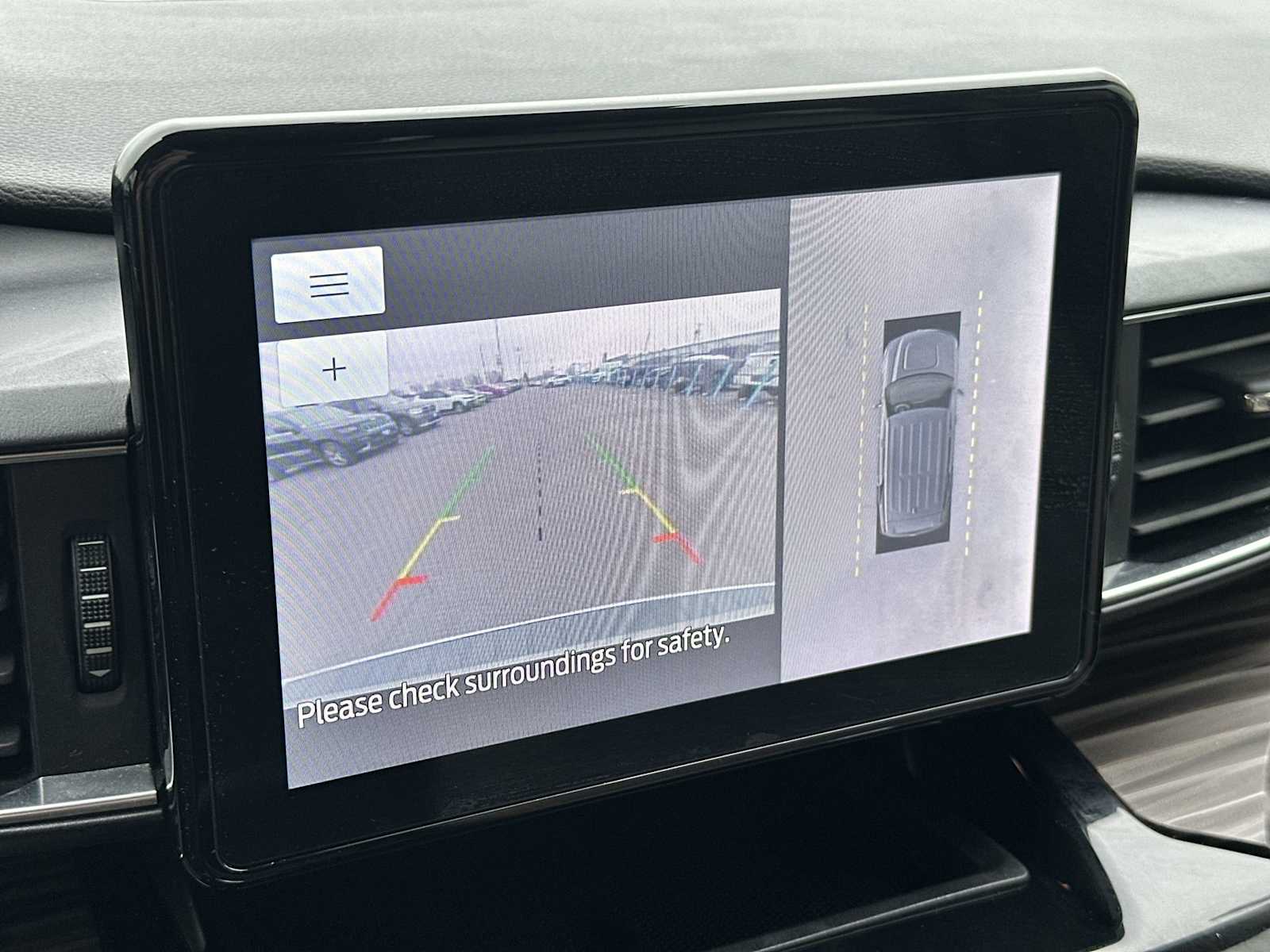 Thumbnail: 2021 Ford Explorer - 22