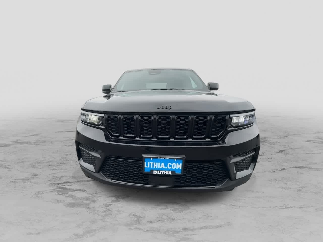Thumbnail: 2025 Jeep Grand Cherokee - 3