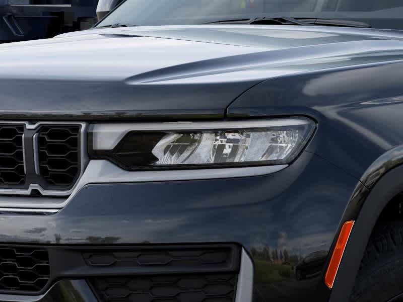 Thumbnail: 2026 Jeep Grand Cherokee - 6