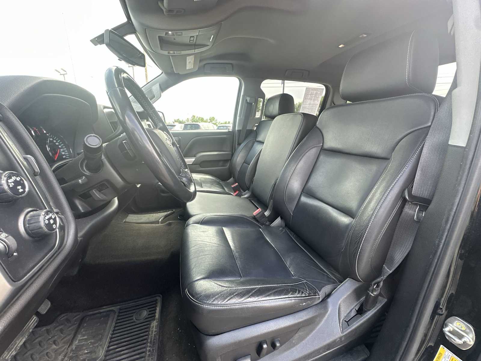 Thumbnail: 2018 Chevrolet Silverado 1500 - 13