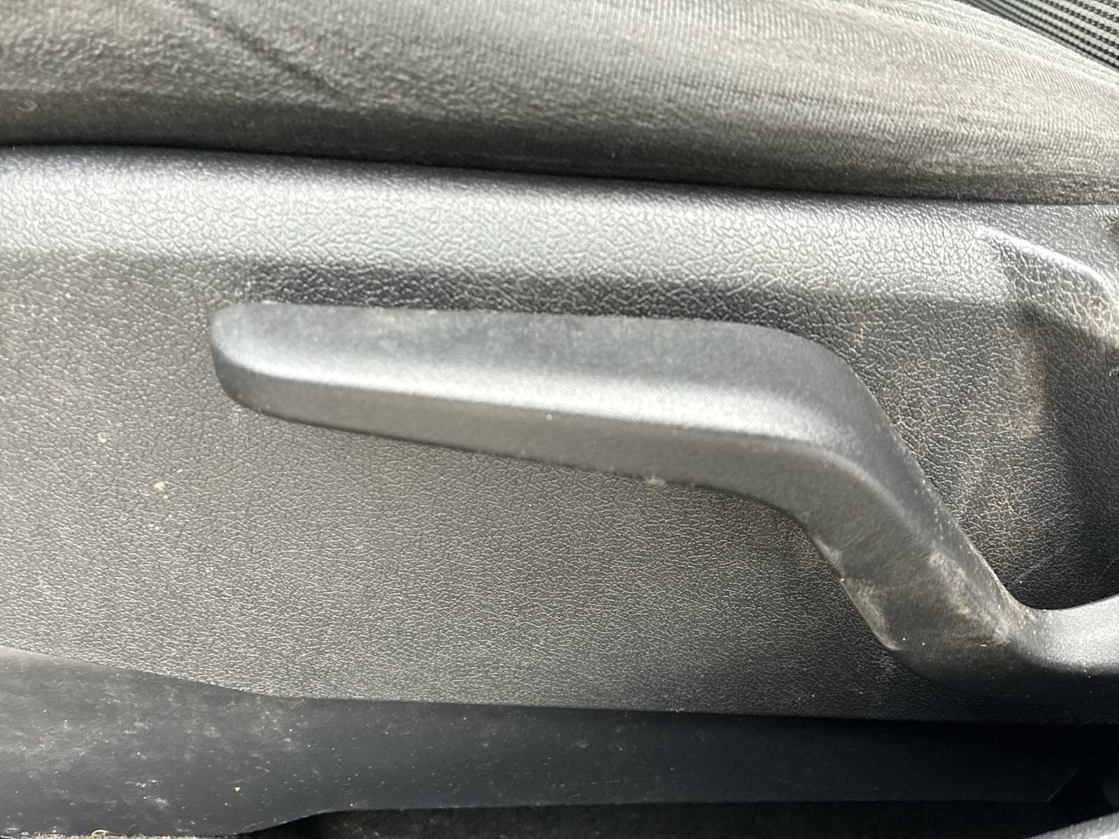 Thumbnail: 2016 Jeep Patriot - 14