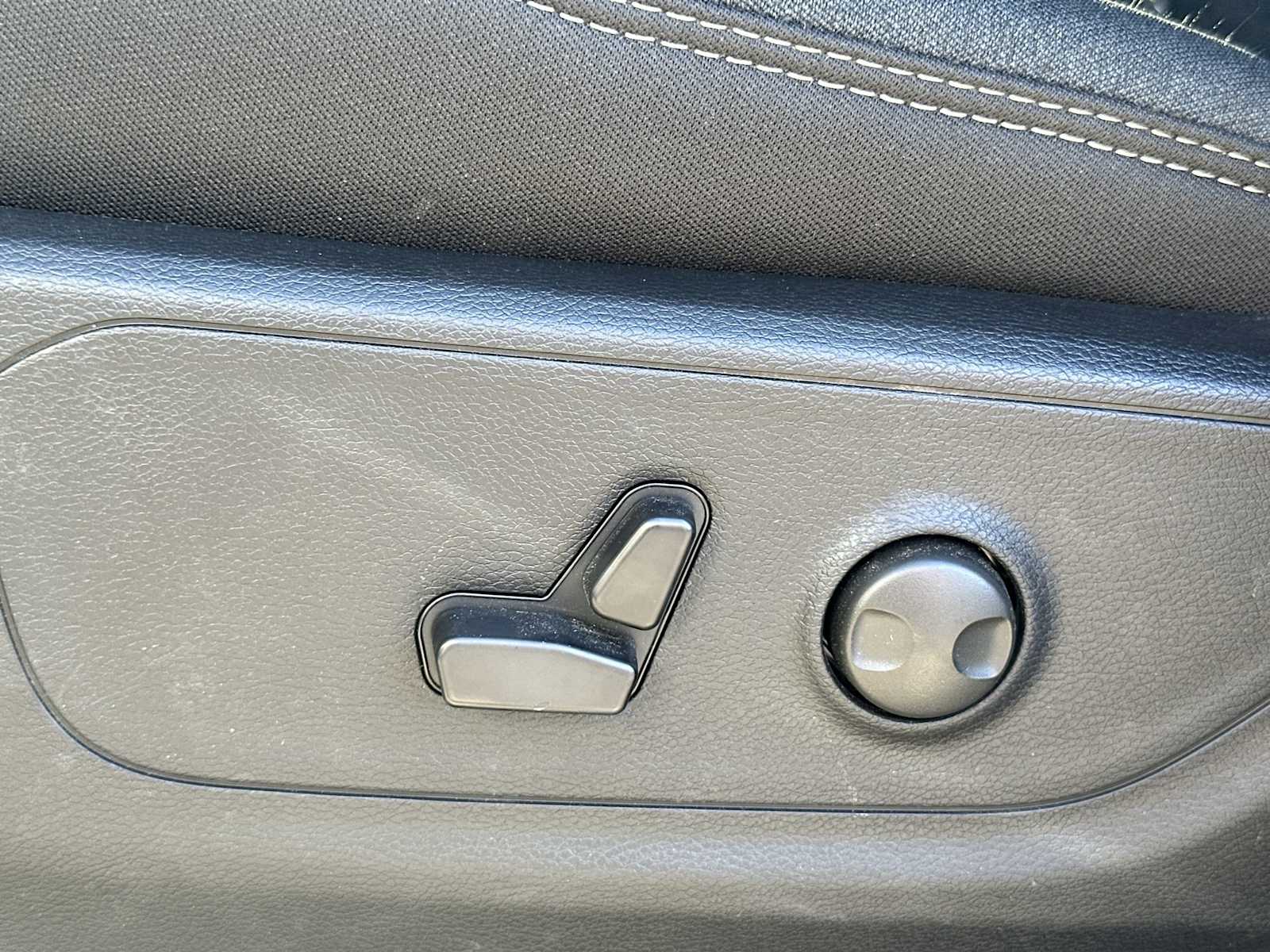 Thumbnail: 2026 RAM 1500 - 14