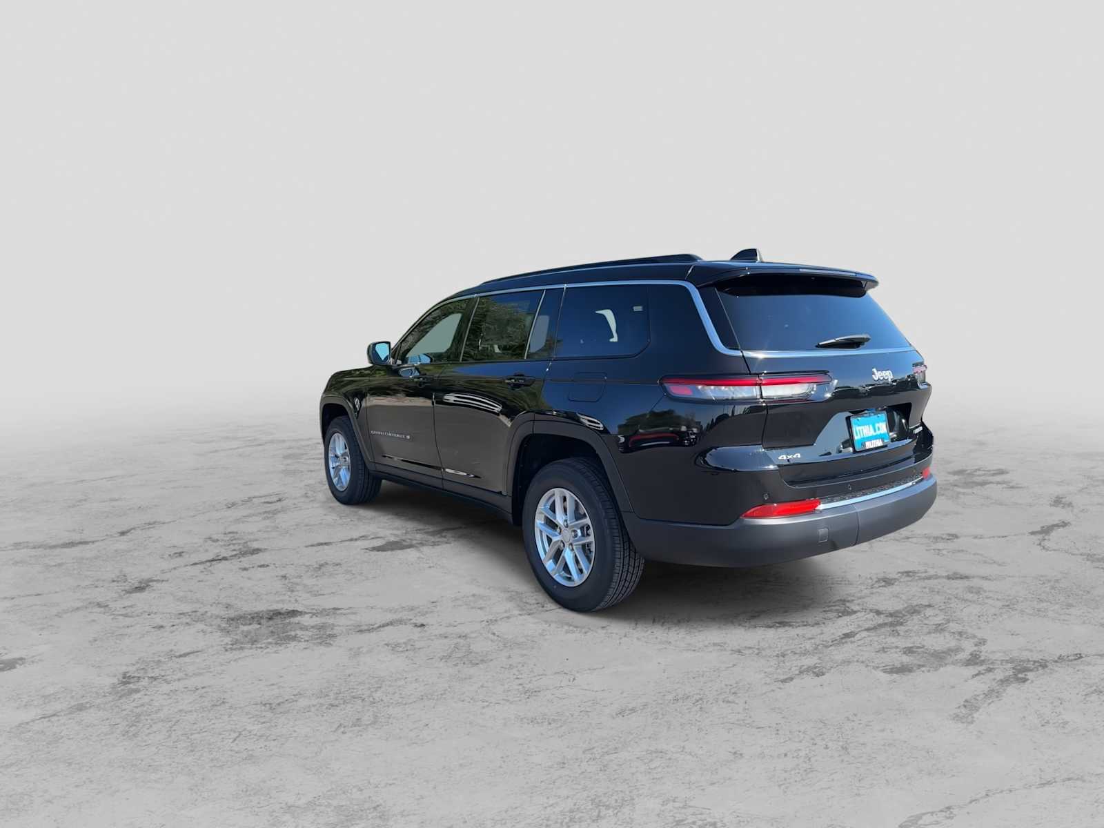 Thumbnail: 2025 Jeep Grand Cherokee - 6
