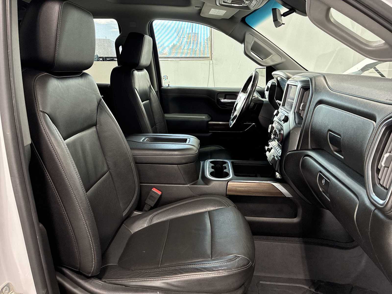 Thumbnail: 2019 Chevrolet Silverado 1500 - 26