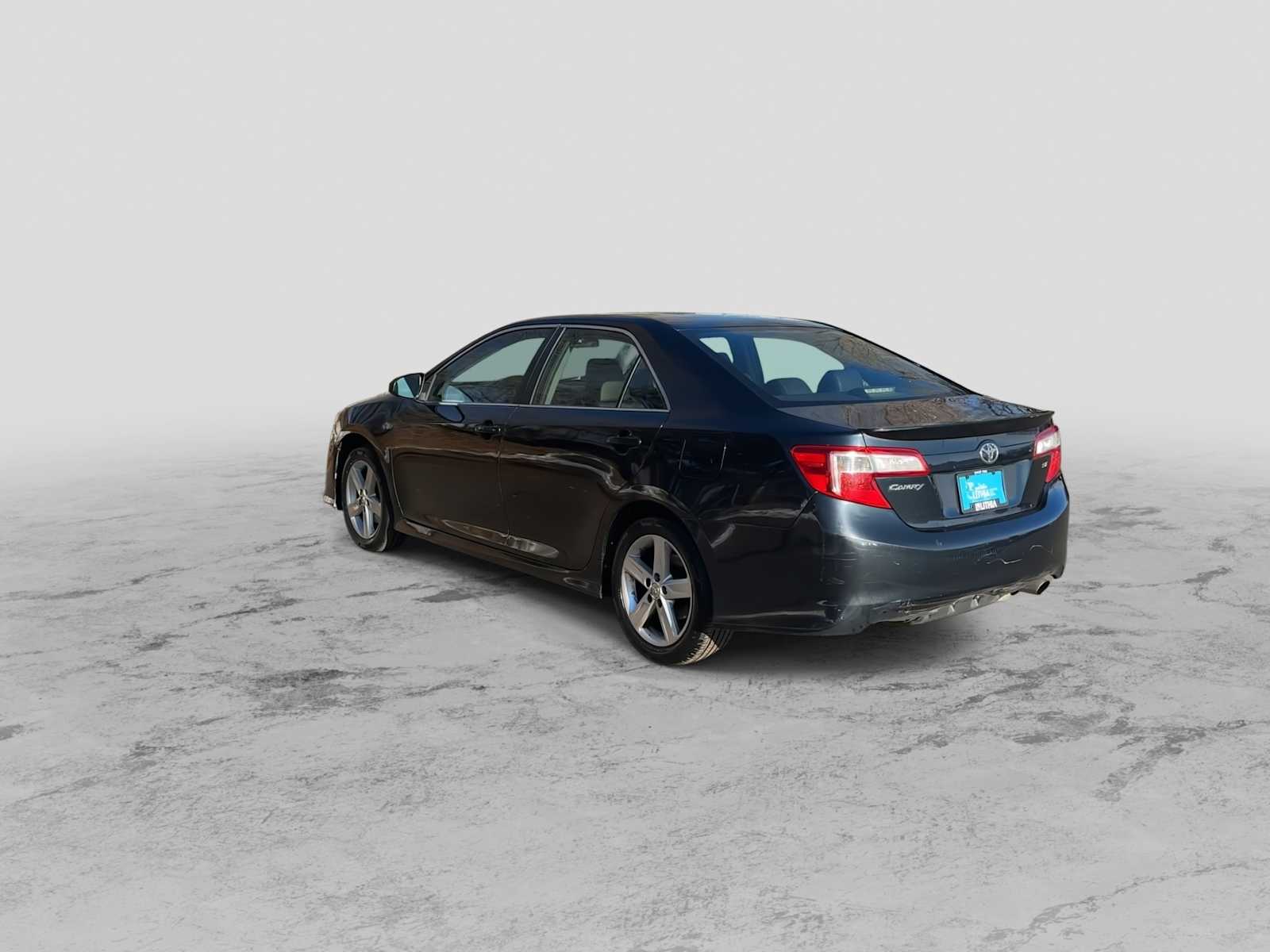Thumbnail: 2013 Toyota Camry - 6