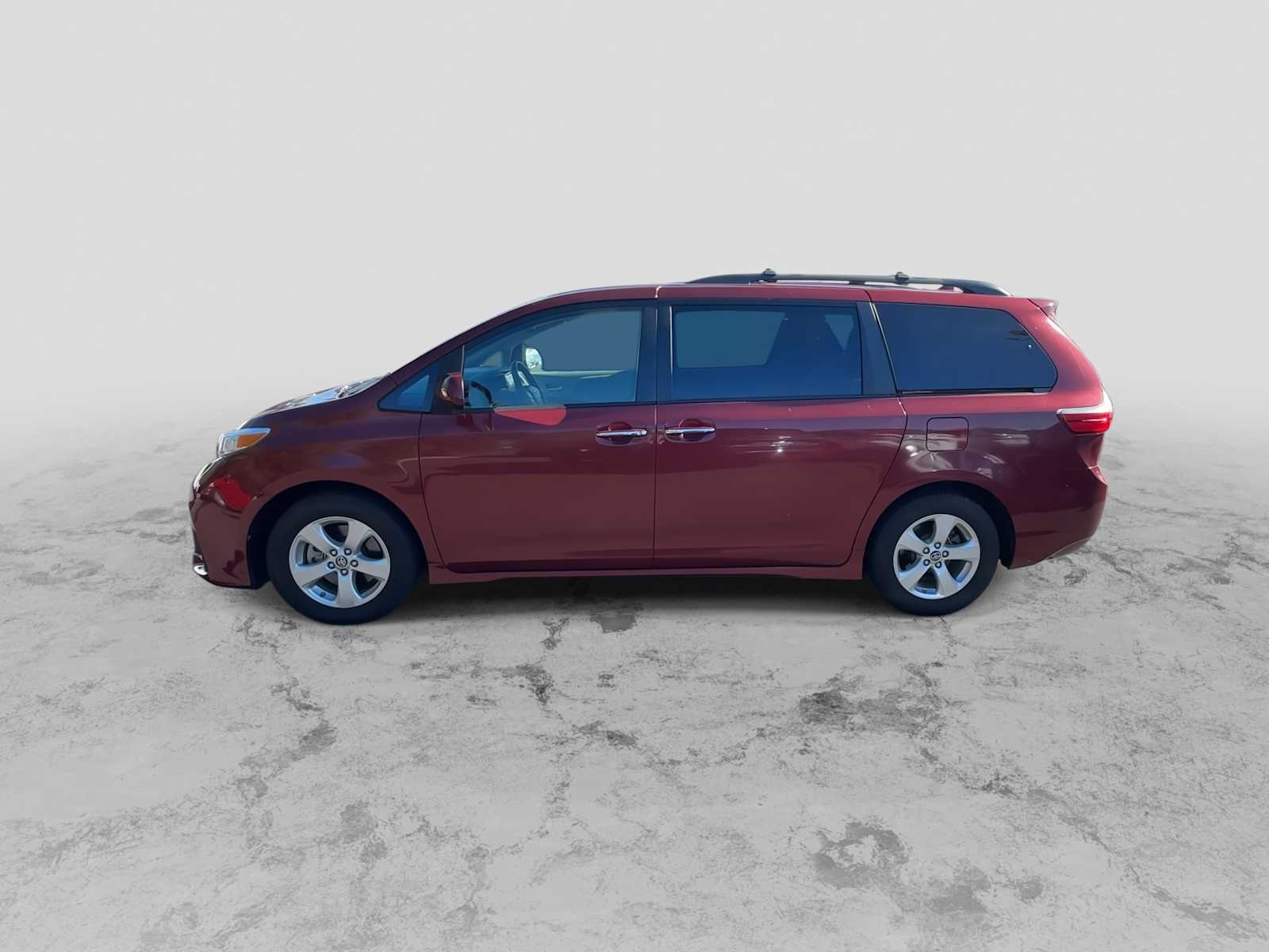 Thumbnail: 2020 Toyota Sienna - 5