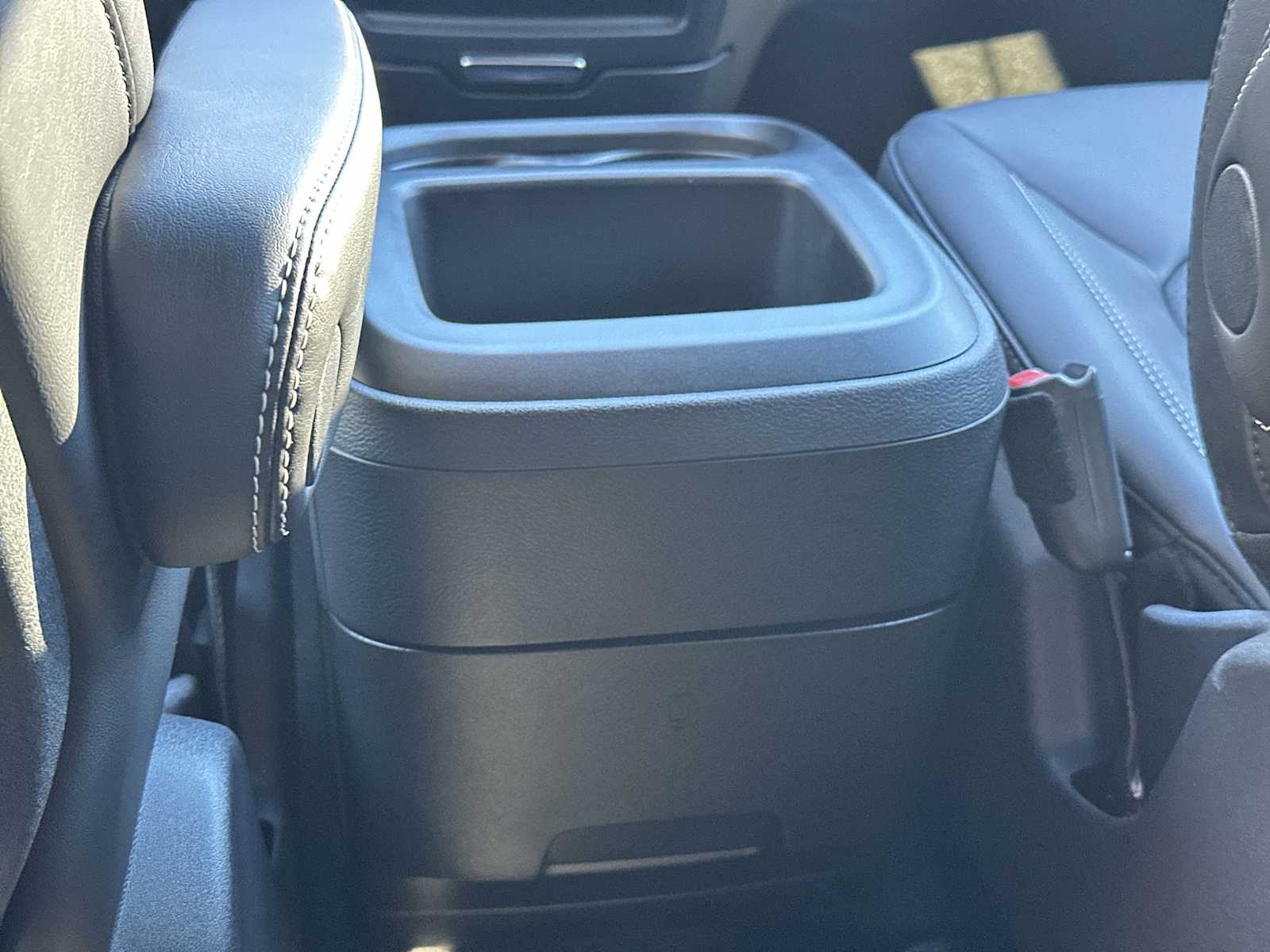 Thumbnail: 2026 Chrysler Pacifica - 20