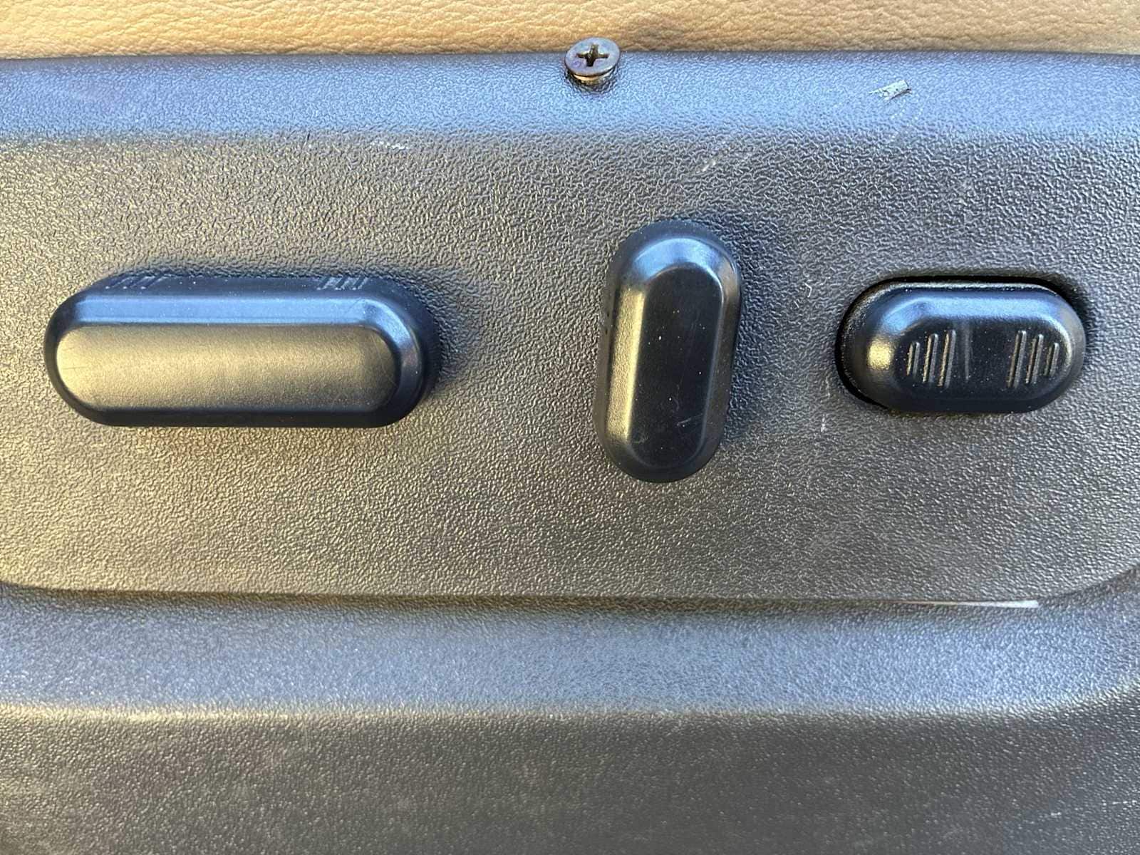 Thumbnail: 2015 Ford F-350 - 14