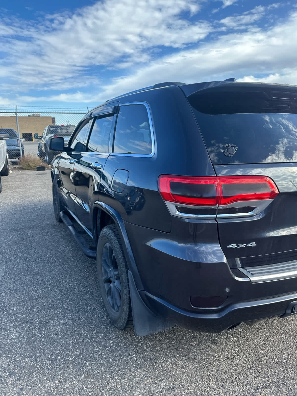 Thumbnail: 2015 Jeep Grand Cherokee - 3