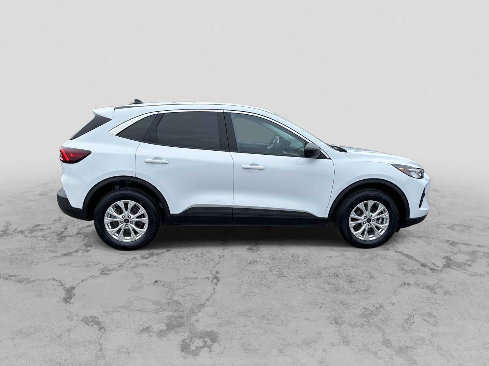 Thumbnail: 2023 Ford Escape - 9