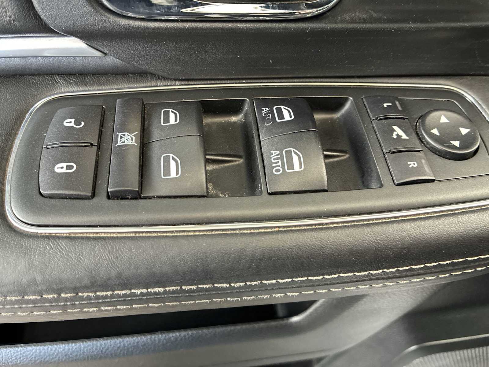 Thumbnail: 2014 RAM 1500 - 15