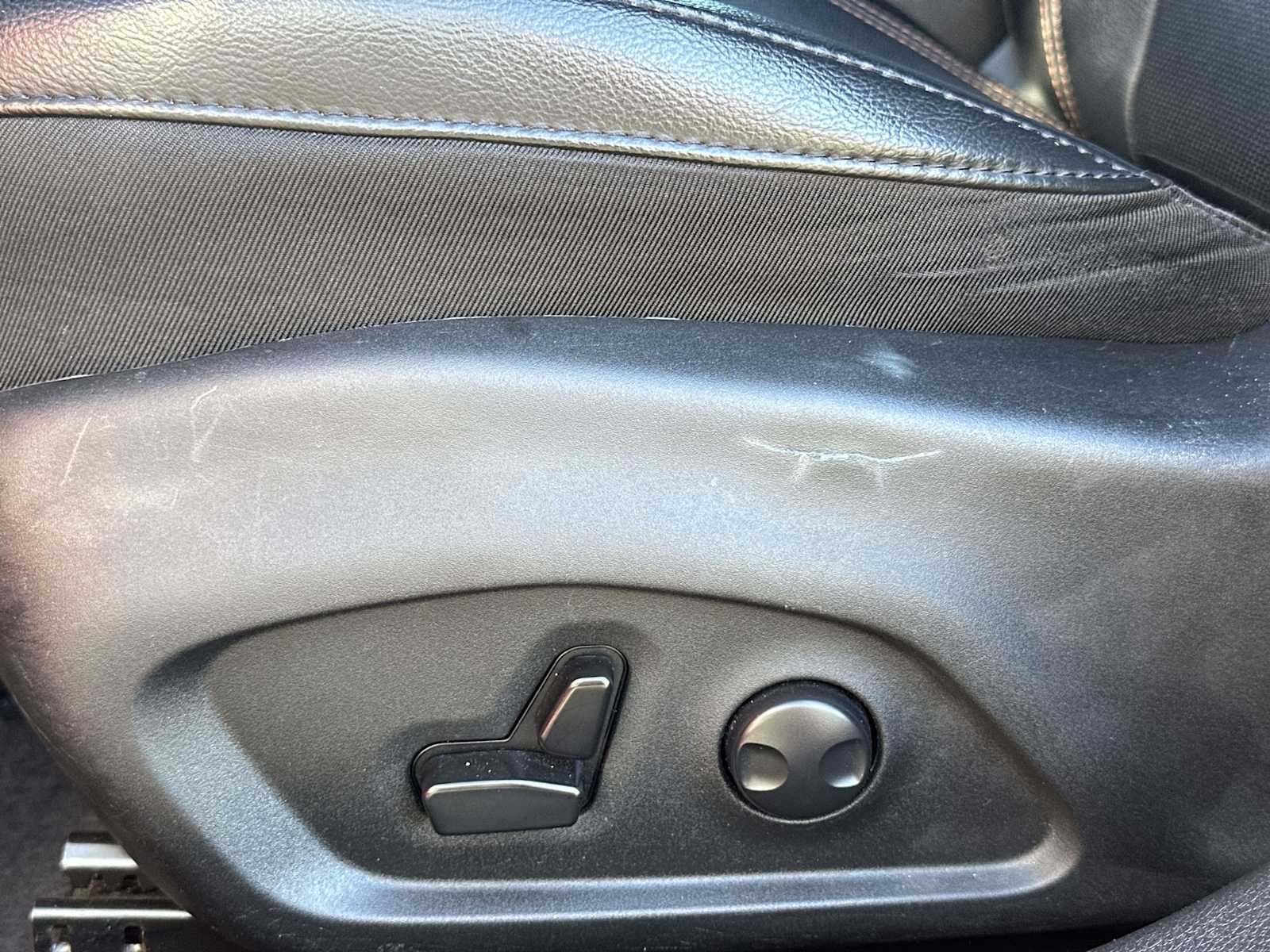 Thumbnail: 2023 Jeep Compass - 14