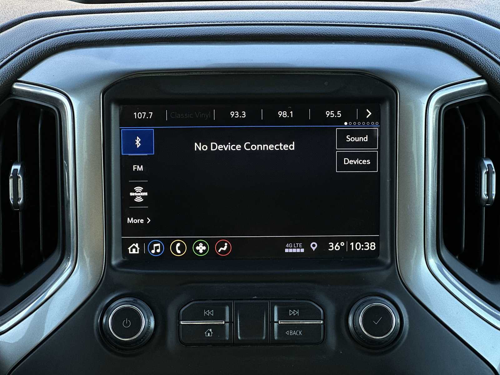 Thumbnail: 2019 Chevrolet Silverado 1500 - 12