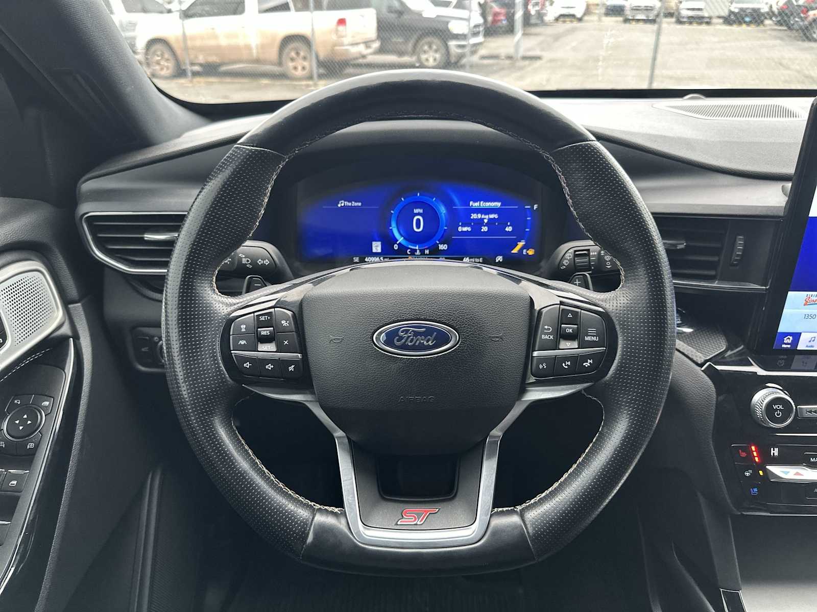 Thumbnail: 2021 Ford Explorer - 11