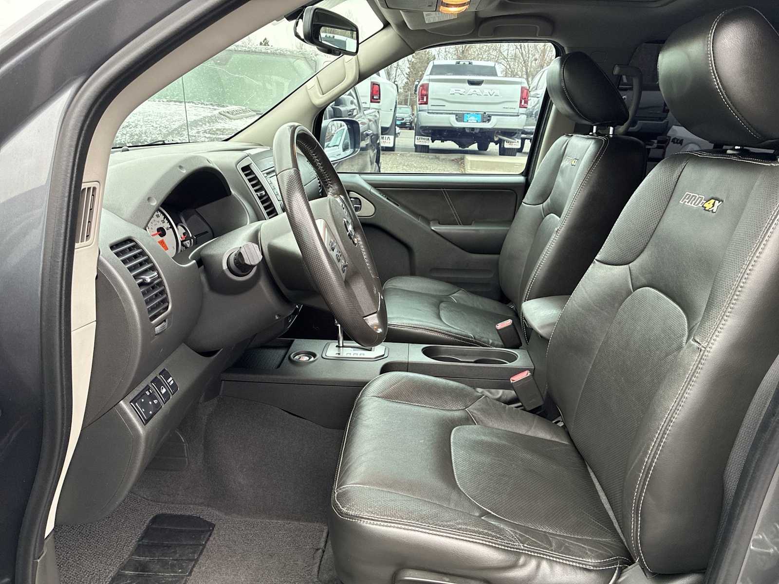 Thumbnail: 2020 Nissan Frontier - 13